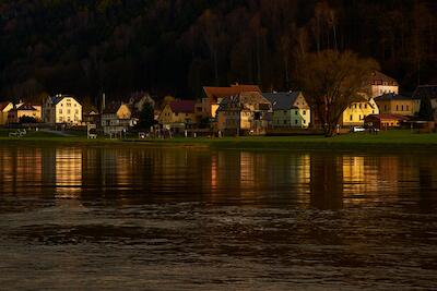 An der Elbe