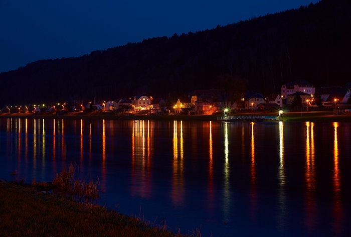 Elbe bei Nacht