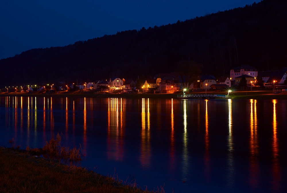 Elbe bei Nacht