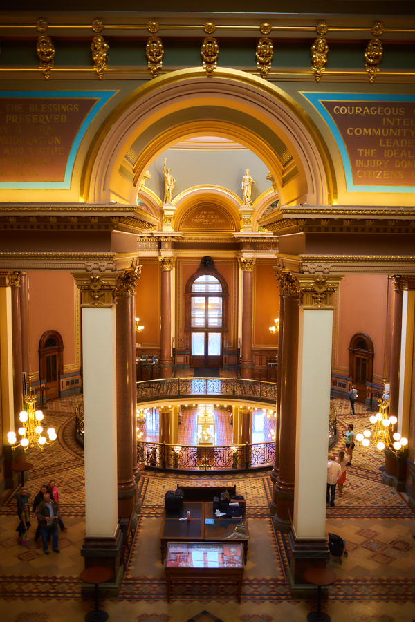 Des Moines 9
