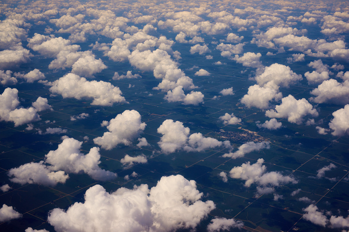Über den Wolken