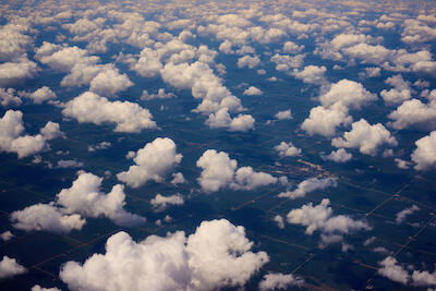 Über den Wolken