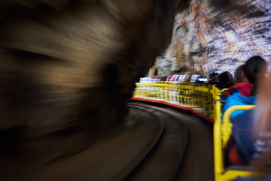 In die Höhle