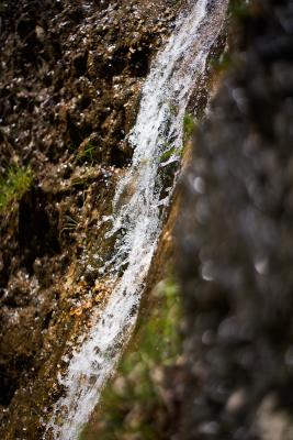Wasser fällt